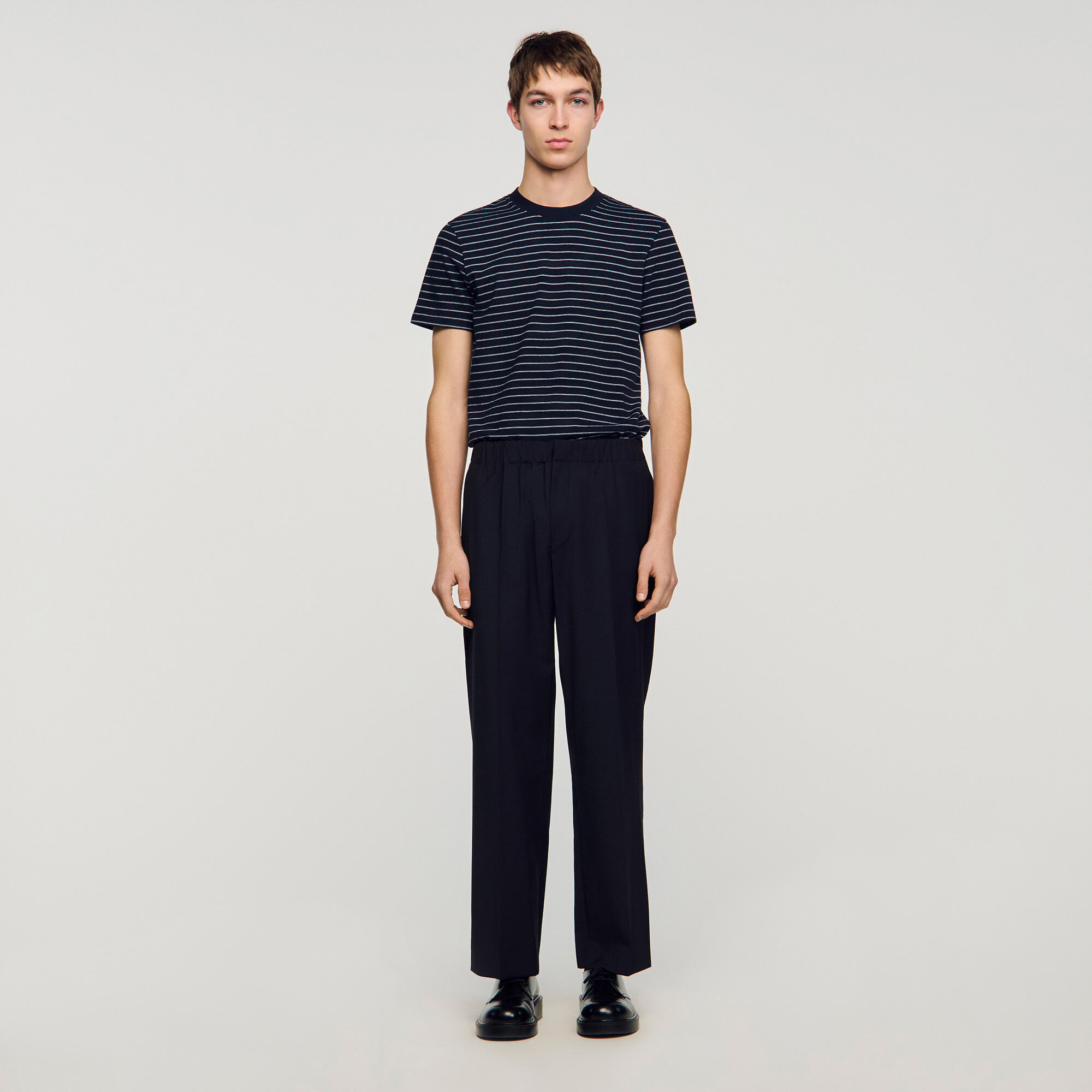 Wide-leg trousers